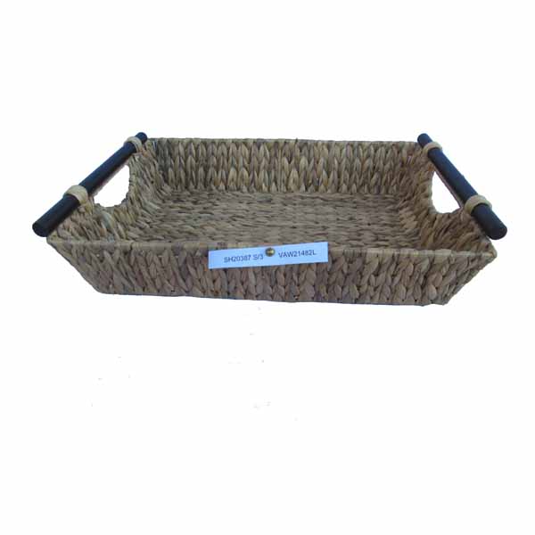 Water hyacinth basket
