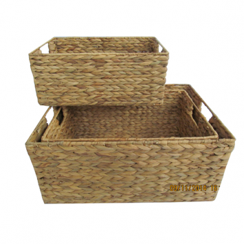 Water hyacinth basket
