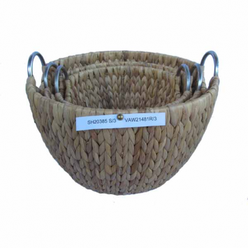 Water hyacinth basket