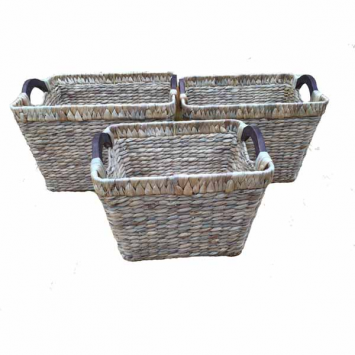 Water hyacinth basket