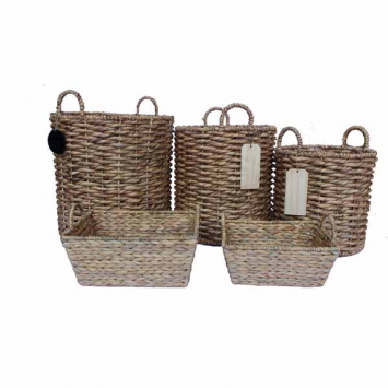 Water hyacinth basket